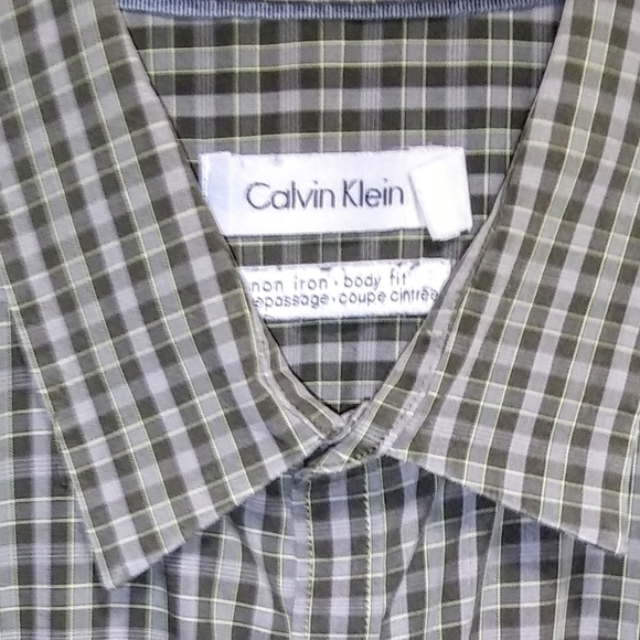 Calvin Klein body fit no iron Mens button down - Picture 4 of 5